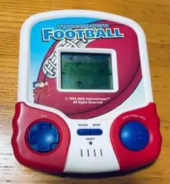 ⭐️レア　タッチダウン フットボール　携帯型LCD ビデオゲーム⭐️1998年