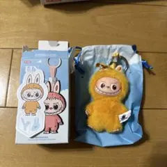 ラブブ　アルファベット イニシャルぬいぐるみ ペンダント シリーズ【Y】　①