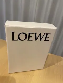 ロエベ　空箱のサムネイル