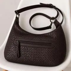 美品☆ESTINE イントレチャート ショルダーバッグ ブラウン 上品 高級感のサムネイル