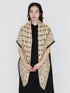 未使用 新品 タグ付 bunzaburo 小さなぽんぽんサテンバッグ ネイビー
