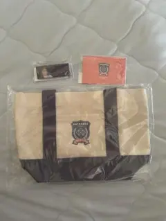 niziu ランチトート& AYAKAネームプレート、学生写真