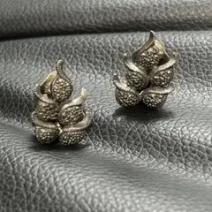 Item thumbnail for item ea400207-9357-418c-886e-05eb810b38dd