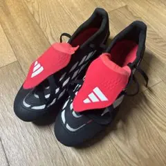 adidas PREDATOR サッカースパイク ブラック レッド