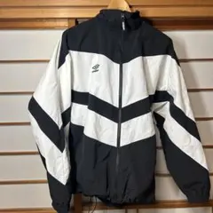 Umbro ピステ・ウィンドブレーカー ブラック/ホワイト