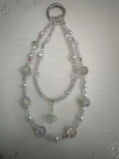 4. 【ハンドメイド】キャンディパールのマルチカラーチャーム　ビーズストラップ