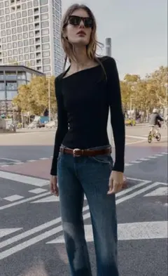 ZARA リブ地ロングスリーブTシャツ