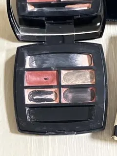 CHANEL アイシャドウ チーク ファンデーション 3点セット - メルカリ