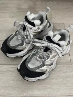 最終値下げ‼️】BALENCIAGA CARGO 42 - メルカリ