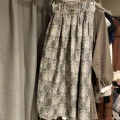 axes femme ローズガーランド柄 ロングスカート グリーン