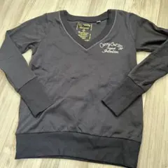 Vネックトレーナー　M