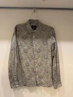 A.P.C. 長袖シャツ　Sサイズ ペイズリーのサムネイル