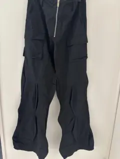 フレアパンツ