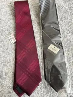 バーガンディ チェック柄 & 黒 ドット柄 ネクタイ