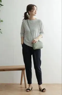 ネイビー ワイドパンツ