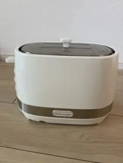 DeLonghi 2スロットトースター ホワイトのサムネイル