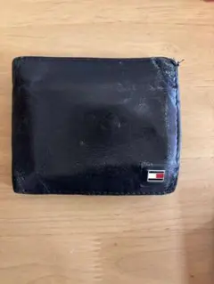 TOMMY HILFIGER 二つ折り財布