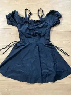 ブラックオフショルダー水着ワンピース