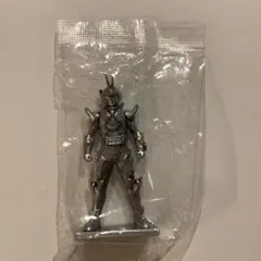 「仮面ライダーガッチャード」仮面ライダーフィギュア付きチョコスナック