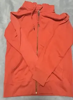 オレンジジップパーカー