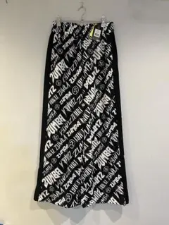 新品 ZUMBA ウェア 総柄 ダンスパンツ - メルカリ