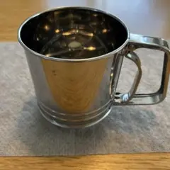 シャカシャカ粉ふるい器　ハンドル式のサムネイル