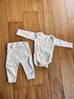 H&M オーガニックコットン 花柄ロンパース &ニットパンツ4〜6M