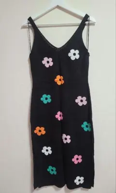 H&M　ニットワンピース　フラワー　花柄