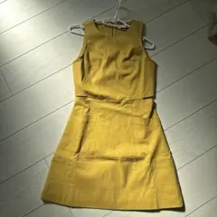 夏のミニスカートです