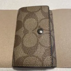 【中古】COACH 5リングキーケース シグネチャーキャンバスベージュ系 メンズのサムネイル