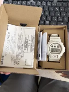 【新品】CASIO G-SHOCK DW-6900SHB-7JR 芝犬モデルのサムネイル