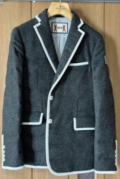 トムブラウン×ニーマンマーカスコラボパイピングジャケット トムブラウン×ニーマンマーカスコラボパイピングジャケット 2025