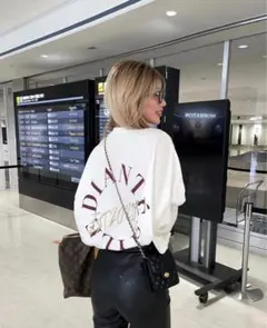 DIANTE ロゴプリント 長袖Tシャツ グレー