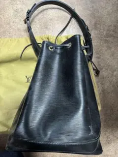 正規品 ルイヴィトン エピ バック レディース 黒 ノエ