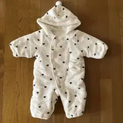 フリースハート模様　ジャンプスーツ　 ベビー服ロンパース　 カバーオール冬