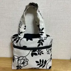 北欧花柄　ミニトートバッグ　ブラック　ハンドメイド
