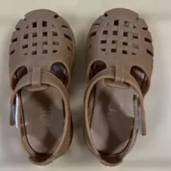 ブラウン