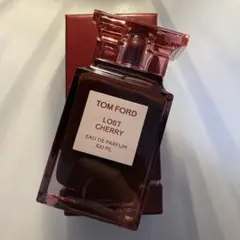 トムフォード ロストチェリーEau de Parfum 100mlのサムネイル
