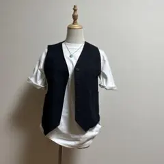 ブラック ベストボタン付き