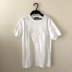 GUESS ホワイト　ラバープリントロゴTシャツ　Mサイズ　新品