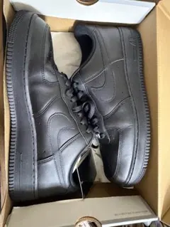 NIKE AIR FORCE 1 '07 ブラック 30.5cm