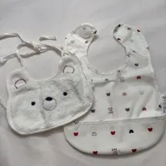 未使用⭐︎赤ちゃんの城お食事エプロンとスタイの2点セット