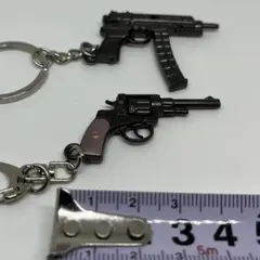 【 ミニチュアピストルのキーホルダー 】 Kumacco様専用 ４個セット
