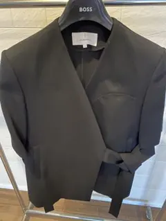 2025年最新】AKIRANAKA カラー：ブラック系 ノーカラー