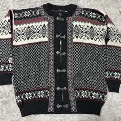 ノルディック柄カーディガン