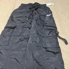 黒 カーゴパンツ ポケット付き