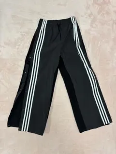 adidas originals R3CD トラックパンツ サイドフリル - メルカリ