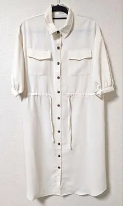 シャツワンピ　ほぼ未使用　春夏　ワンピース　М　オフホワイト　腰紐　ポケット