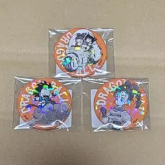 ドラゴンボール　オールスター缶バッジ　悟空　ブルマ