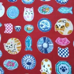 和柄 猫とお皿柄 赤地【 にゃんこだ和 】はぎれ 生地